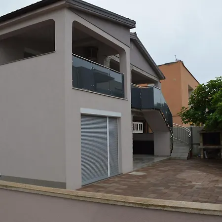 Appartement Kiara Vir