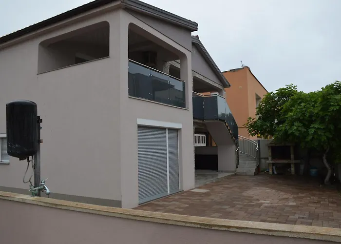 Appartement Kiara Vir
